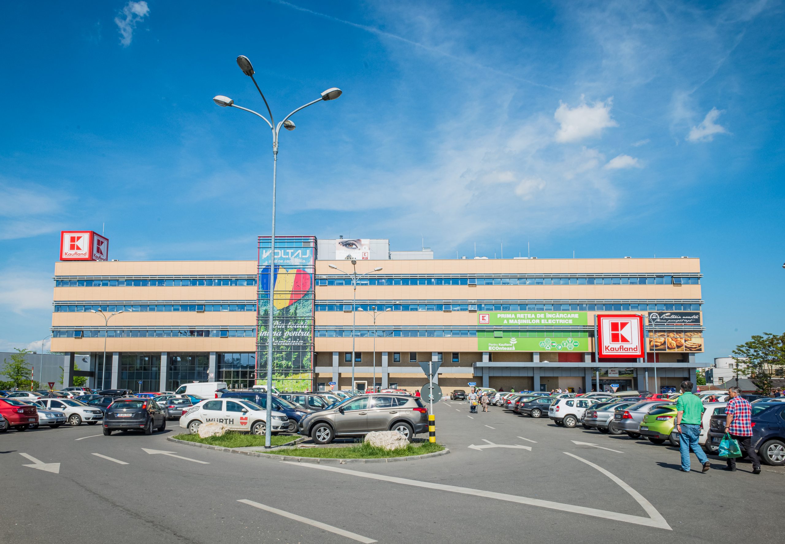 Read more about the article 2007 – Kaufland (sediul central)